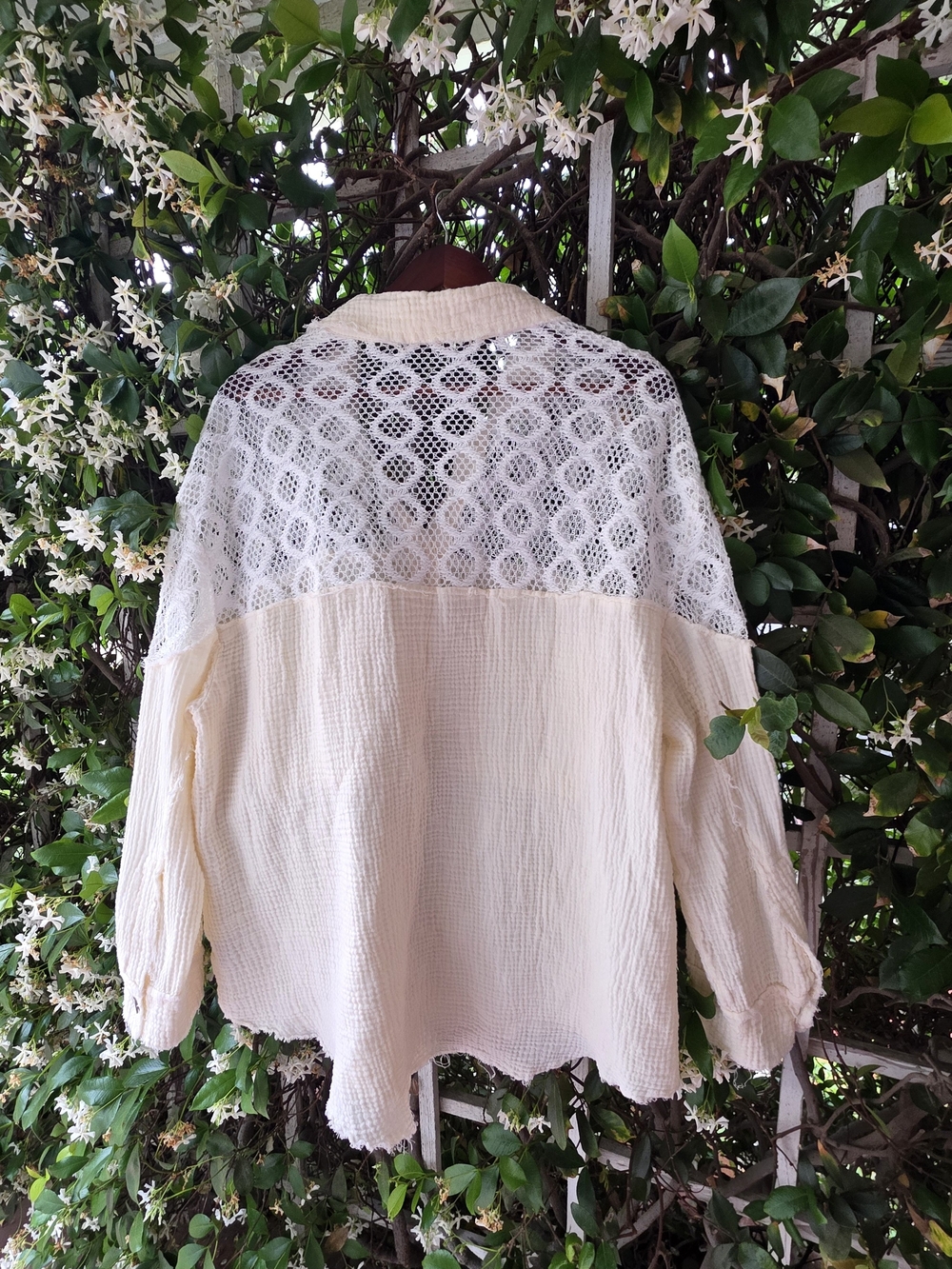 POL Cream Lace Crochet Button Down Gauze Boho Shacket Oversized - Picture 3 of 10